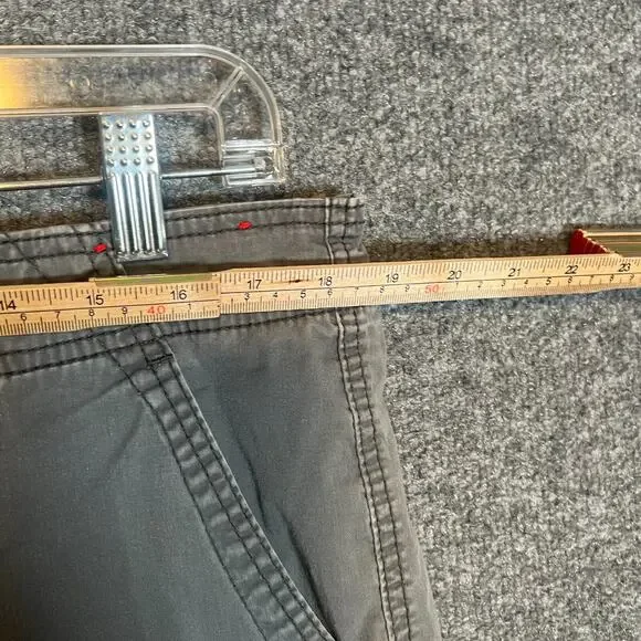 Unionbay Shorts Mens 38 Gray‎ Cargo Shorts Pockets Comfort Casual Y2K - Picture 6 of 9